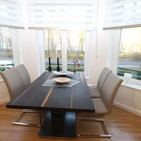 Villa-loewenstein-wohnung-7-9819 *